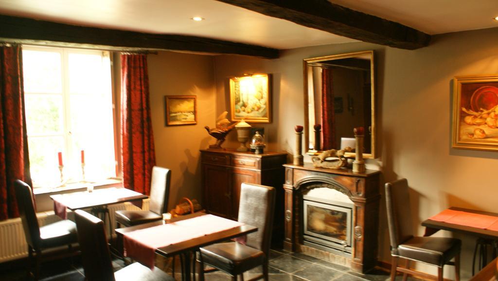 B&B Le Secret Du Bois Bourseigne-Vieille 외부 사진