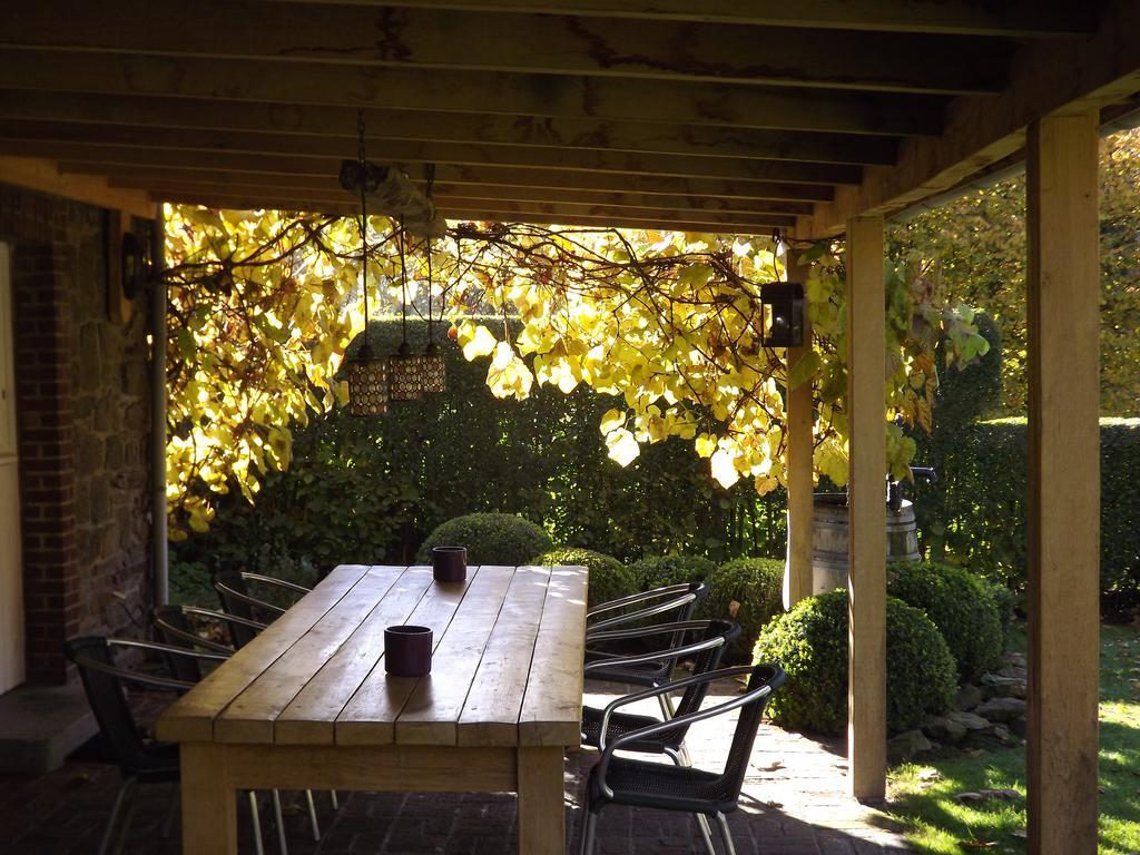 B&B Le Secret Du Bois Bourseigne-Vieille 외부 사진